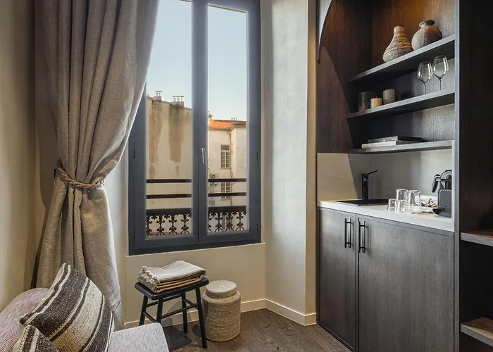 Wabi-sabi Lorrain فندق *